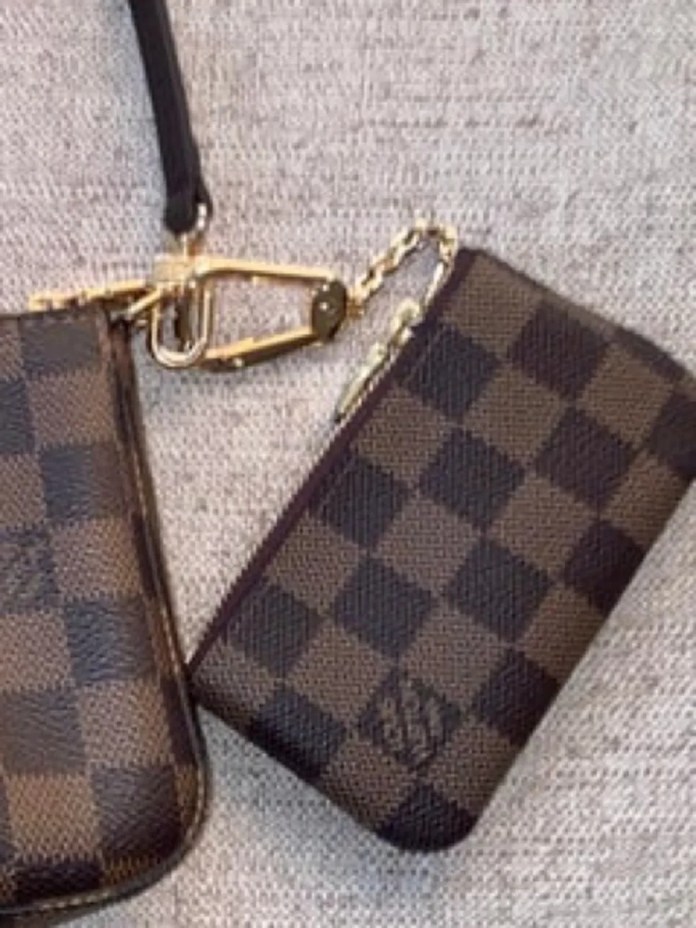 Authentic Louis Vuitton Brown Damier Ebene Key Pouch
